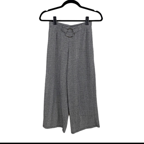 Zara Trafaluc Chevron Cropped Pants Small - Picture 3 of 4